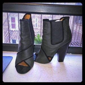 Givenchy 38 Booties